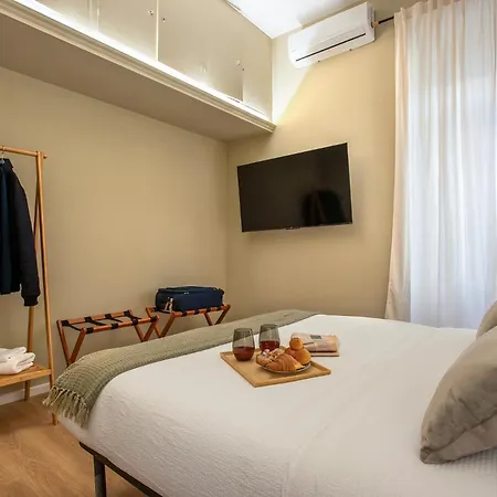 Urban Oasis Metro B Piramide - 2 Subway Stations From Colosseo